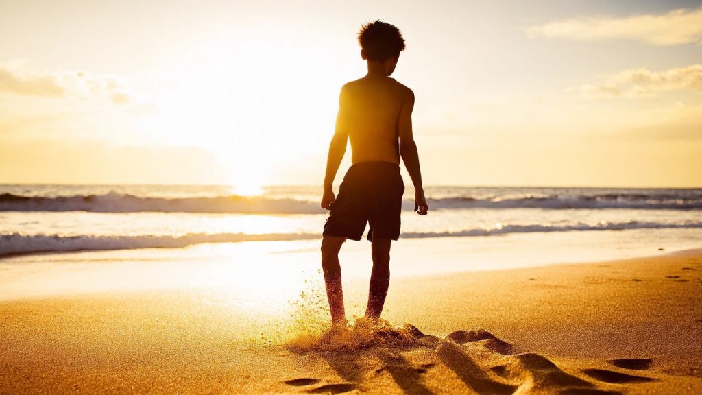 Preventing melanoma on the scalp